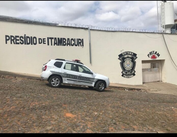 Testes rápidos confirmam 18 detentos contaminados pela Covid-19 no presídio de Itambacuri