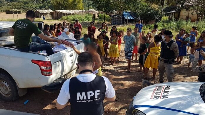 Polícia Militar apoia Ministério Público Federal e FUNAI em ações na tribo indígena em Ladainha