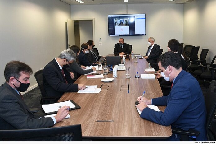 Grupo de trabalho vai avaliar situação fundiária no estado