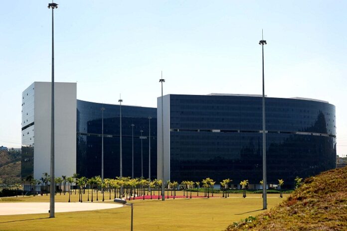 Governo de Minas anuncia escala de pagamento dos servidores