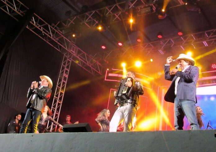 Morre Parrerito, do Trio Parada Dura, aos 67 anos