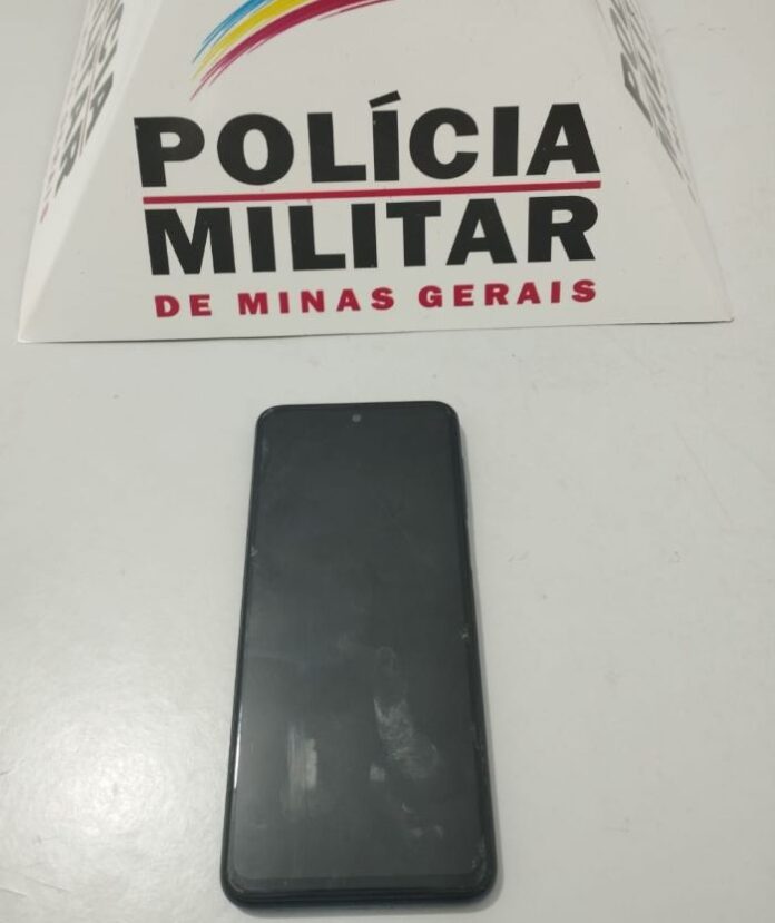 Polícia Militar em Itambacuri recupera celular furtado em escola de Teófilo Otoni