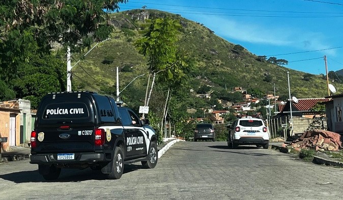 Operação do MPMG prende investigada por criar campanha de ‘fake news’ para atacar a honra e liberdade pessoal de promotor de Justiça, delegada e servidores públicos