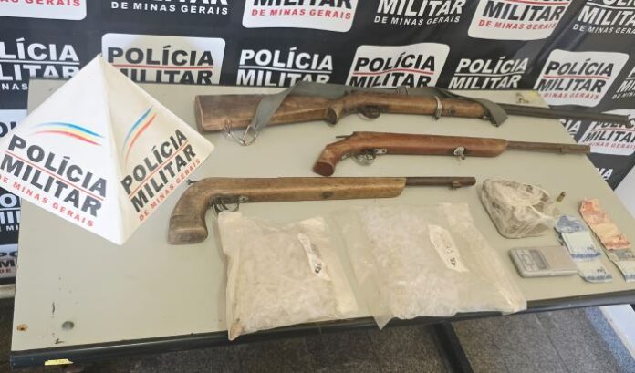 Operação da PM de Meio Ambiente prende chefe de tráfico em Itaobim