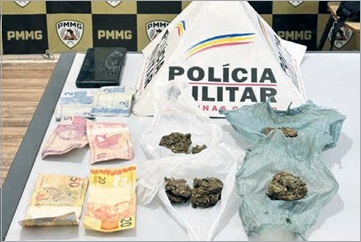 Drogas apreendidas em Itambacuri - MG