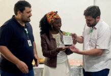 Deputada Andreia de Jesus visita Hospital Bom Samaritano, recebe homenagem e reforça apoio à saúde pública regional