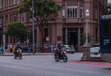 Detran alerta motociclistas para cuidados essenciais no trânsito