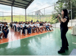 Delegacia de Tóxicos e Entorpecentes realizou palestra na Escola Estadual Salmen Bukzem, em Frei Gaspar