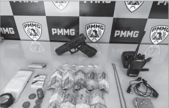 PMMG apreende menor por ato infracional análogo ao tráfico de drogas durante operação policial