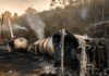 Motorista morre após colisão entre carretas e incêndio na BR-116