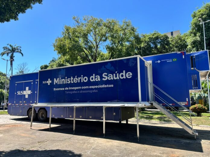 Carreta da Saúde chega a Governador Valadares como ação de reparação do Programa Especial de Saúde do Rio Doce